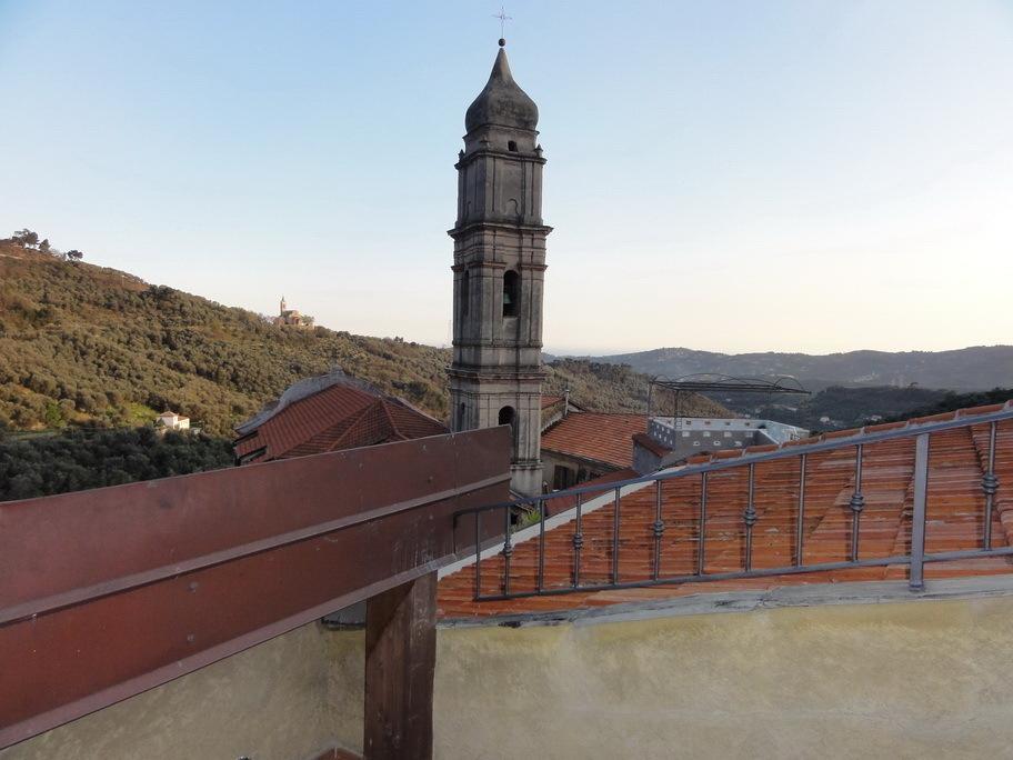 Il Merlo Della Rocca Villa Imperia Oda fotoğraf